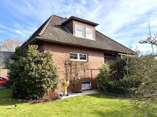 Foto - Haus zum Kaufen in Drochtersen 230.000,00 € 115 m²