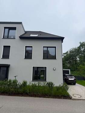 Foto - Haus zum Mieten in Kerpen Türnich 2.470,00 € 159.5 m²