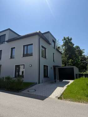 Foto - Haus zum Mieten in Kerpen Türnich 2.470,00 € 159.5 m²