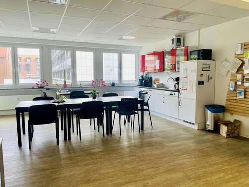 Foto - Büro in Kiel 2.300,00 € 250 m² - 2.300,00&nbsp;EUR Kaltmiete, ca.&nbsp; 250,00&nbsp;m&sup2;