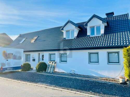 Foto - Haus zum Kaufen in Immenstedt 399.000,00 € 278 m²