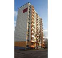 Wohnung zum Mieten in Halle 460,00 € 67.66 m²