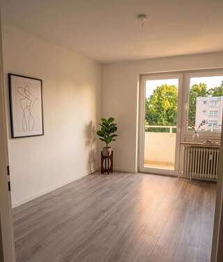 Foto - Wohnung zum Mieten in Frankfurt 785,01 € 55.18 m²