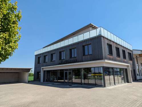 Foto - Spezialgewerbe in Neuching 1.938,00 € 228 m²