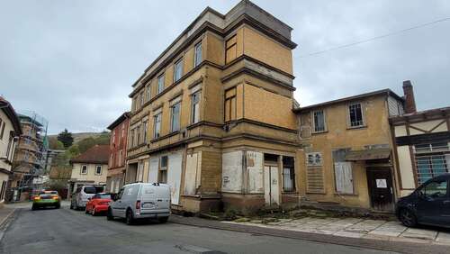 Foto - Haus zum Kaufen in Friedrichroda 40.000,00 € 527 m²