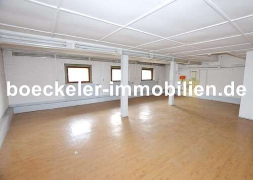 Foto - Büro in Naumburg 1.085,00 € 217 m²
