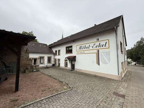 Foto - Haus zum Kaufen in Offenbach-Hundheim 269.000,00 € 405 m²