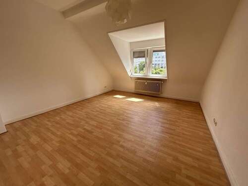 Foto - Wohnung zum Mieten in Mannheim-Wohlgelegen 855,00 € 82 m²