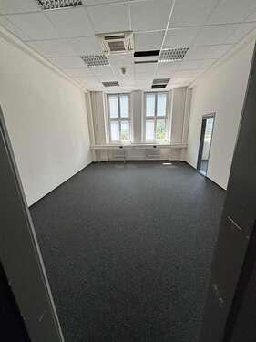 Foto - Büro in Essen 3.360,00 € 480 m²
