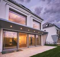 Haus zum Kaufen in München 2.200.000,00 € 218 m² Haus zum Kaufen in München 2.200.000,00 € 218 m²