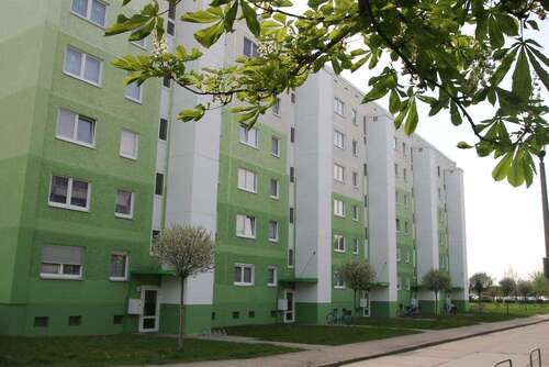 Foto - Wohnung zum Mieten in Bernburg 397,74 € 56.82 m²