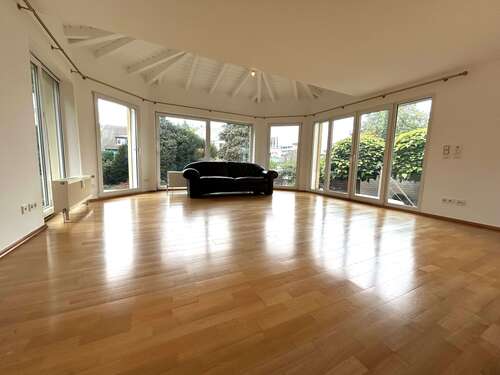 Foto - Wohnung zum Mieten in Frankfurt 2.900,00 € 180 m²