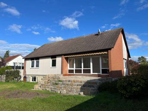 Foto - Haus zum Mieten in Bubenreuth 2.300,00 € 128 m²