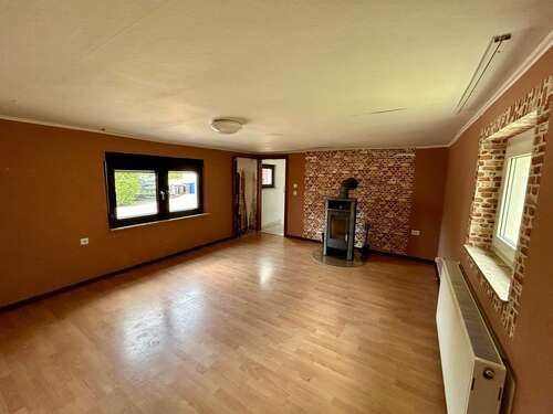 Foto - Haus zum Kaufen in Hohenahr 180.000,00 € 85 m²