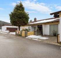 Haus zum Kaufen in Undorf 599.000,00 € 208 m²