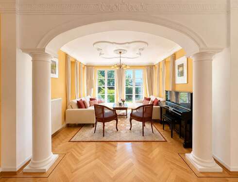 Foto - Haus zum Kaufen in Hemau 445.000,00 € 220 m²