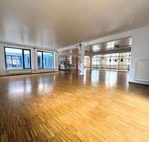 Wohnung zum Mieten in Fürth 2.700,00 € 270 m²