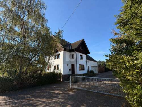 Foto - Haus zum Kaufen in Winterspelt 499.000,00 € 240 m²