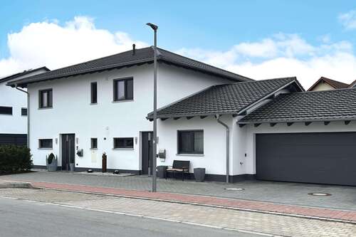 Foto - Haus zum Kaufen in Geiselhöring 750.000,00 € 244 m²