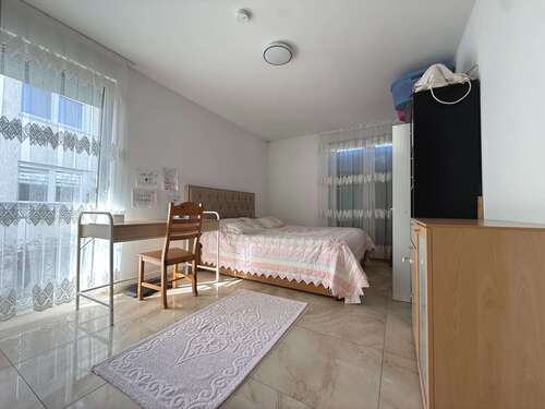 Foto - Haus zum Kaufen in Steinenbronn 899.000,00 € 233 m²