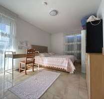 Haus zum Kaufen in Steinenbronn 899.000,00 € 233 m²