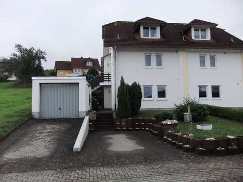 Foto - Haus zum Mieten in Schloßböckelheim 1.100,00 € 136 m²