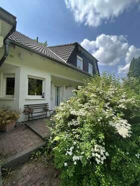 Foto - Haus zum Kaufen in Bergfelde 680.000,00 € 236 m²