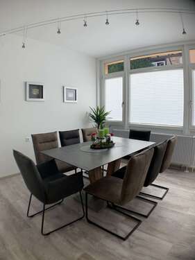 Foto - Büro in Kämpfelbach 870,00 € 185.11 m²