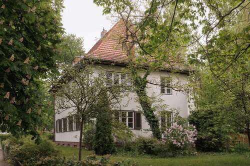 Foto - Haus zum Kaufen in Potsdam am Heiligen See 1.995.000,00 € 256.23 m²