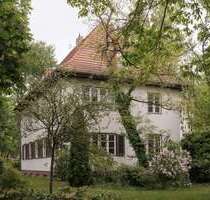 Haus zum Kaufen in Potsdam am Heiligen See 1.995.000,00 € 256.23 m²