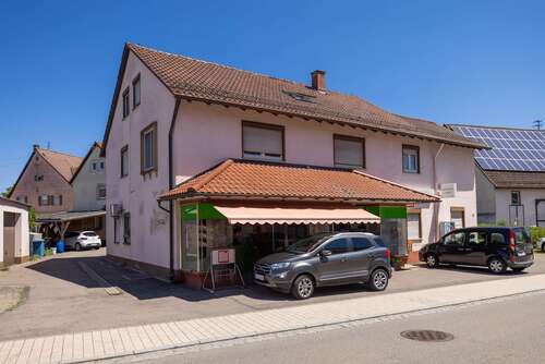 Foto - Wohnung zum Kaufen in Aldingen Aixheim 180.000,00 € 113 m²