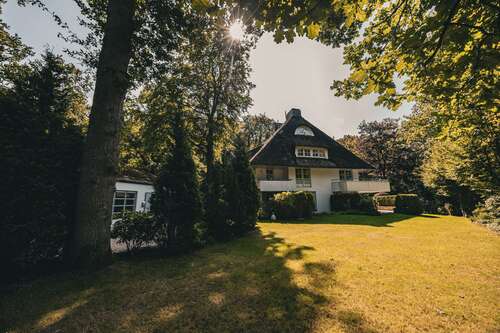 Foto - Wohnung zum Kaufen in Hamburg Poppenbüttel 1.390.000,00 € 285 m²
