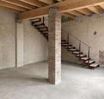 Halle in Kelkheim 980,00 € 129 m²