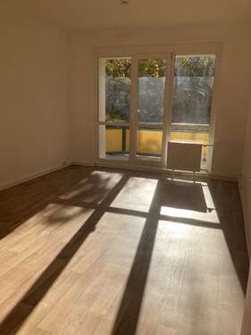 Foto - Wohnung zum Mieten in Bernburg (Saale) 360,00 € 59.88 m²