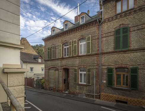 Foto - Haus zum Kaufen in Wiesbaden 659.000,00 € 290 m²