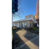 Spezialgewerbe in Ditzingen 1.050.000,00 € 370 m²