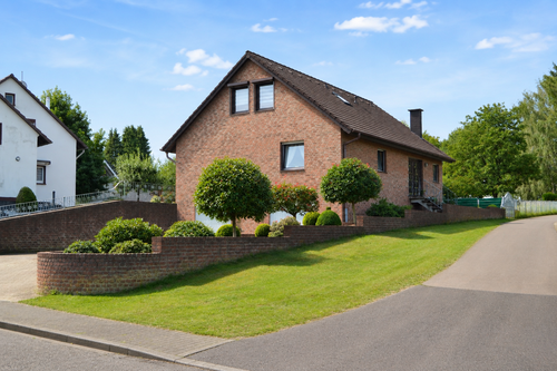 Foto - Haus zum Kaufen in Niederkrüchten 498.000,00 € 193 m²