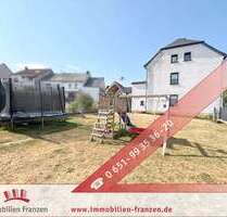 Haus zum Kaufen in Schillingen 299.800,00 € 134.7 m²