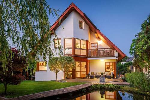 Foto - Haus zum Kaufen in Gütersloh 849.000,00 € 170 m²