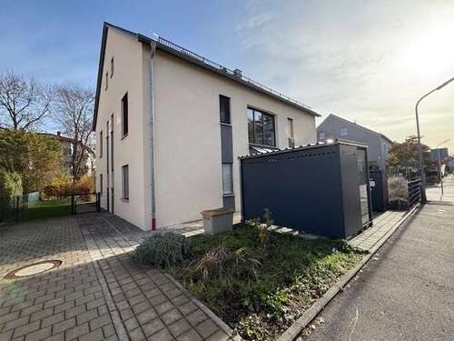 Foto - Haus zum Kaufen in München 2.735.000,00 € 319 m²