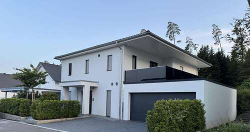 Foto - Haus zum Kaufen in Calw 990.000,00 € 202 m²