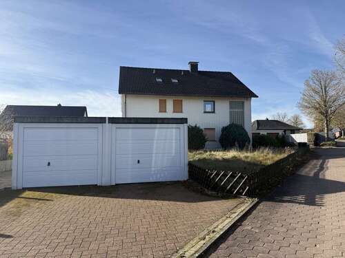 Foto - Haus zum Kaufen in Bad Pyrmont 260.000,00 € 240 m²