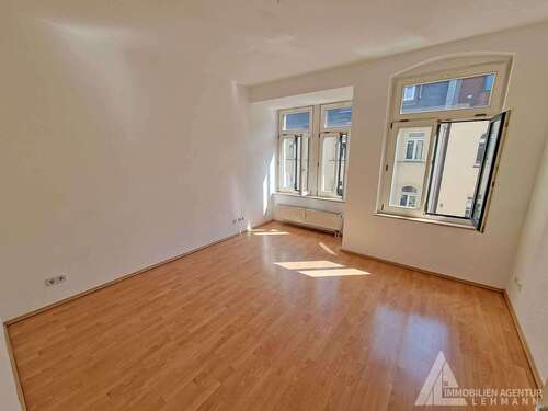 Foto - Wohnung zum Mieten in Halle (Saale) 300,00 € 33 m²