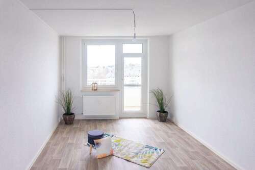 Foto - Wohnung zum Mieten in Chemnitz 379,00 € 69.47 m²