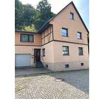 Haus zum Kaufen in Nordrhein-Westfalen - Heimbach 175.000,00 € 145 m²