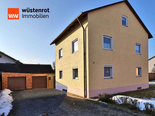 Foto - Haus zum Kaufen in Etzenricht 230.000,00 € 120 m²