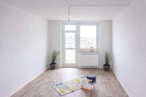 Foto - Wohnung zum Mieten in Chemnitz 379,00 € 69.83 m²