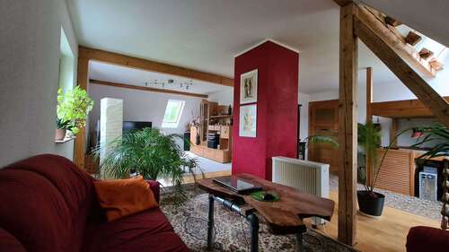 Foto - Haus zum Kaufen in Zwickau OT Schneppendorf 209.000,00 € 240 m²