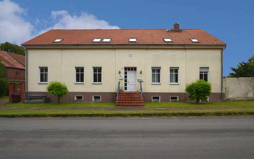 Foto - Haus zum Kaufen in Nennhausen OT Damme 290.000,00 € 285 m²