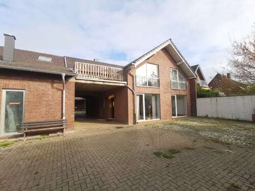 Foto - Haus zum Kaufen in Hückelhoven 669.000,00 € 270 m²